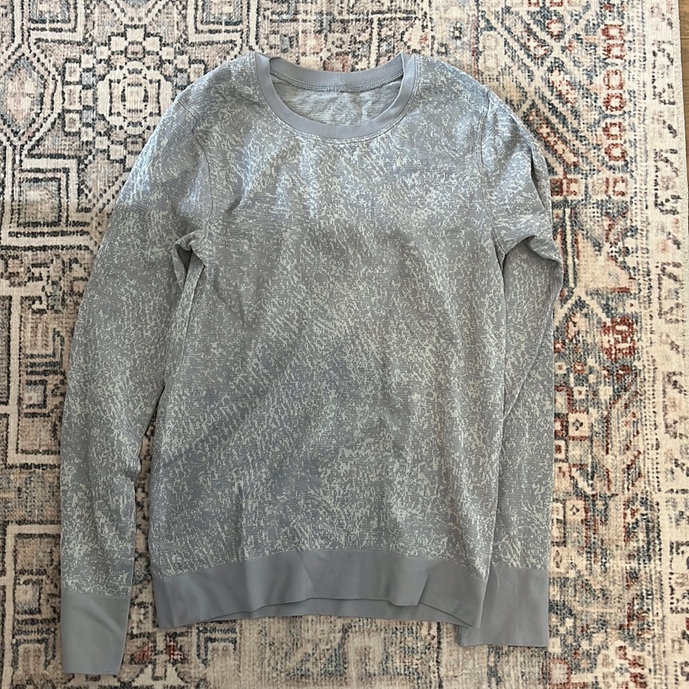 Lululemon shirt very rare